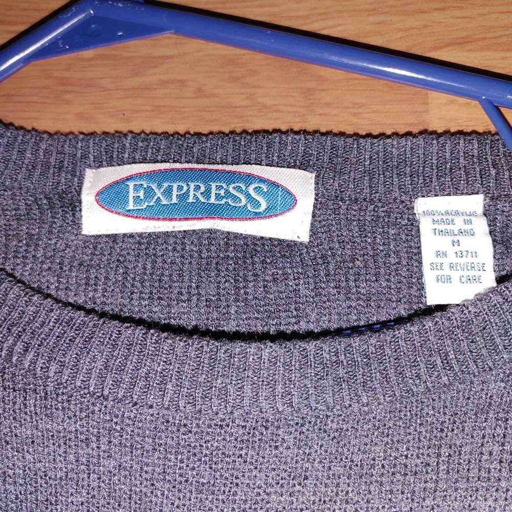 Express sweater - Picture 3 of 4